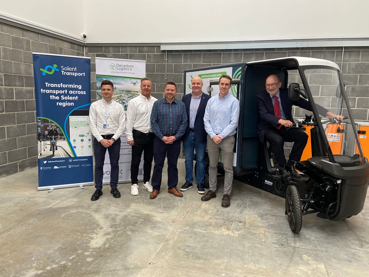 You are currently viewing Portsmouth Unveils Micro Logistics Hub, Pioneering Sustainable Urban Delivery with Decarbon Logistics